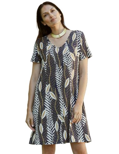 Vestido fluido de verano para mujer. Detalle frontal.