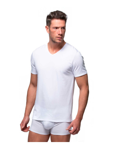 Camiseta interior hombre m/c cuello pico. Delantero. Color Blanco