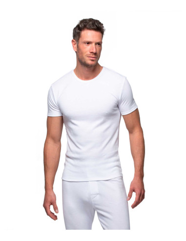 Camiseta interior térmica manga corta en fibra de hombre. Delantero. Color Gris
