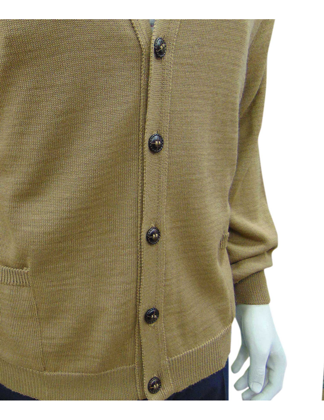 Chaqueta hombre botones cuello pico| Castillo