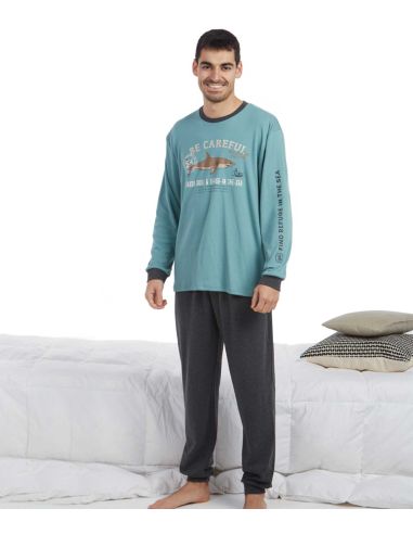 Pijama juvenil de invierno para hombre con dibujo de tiburón.