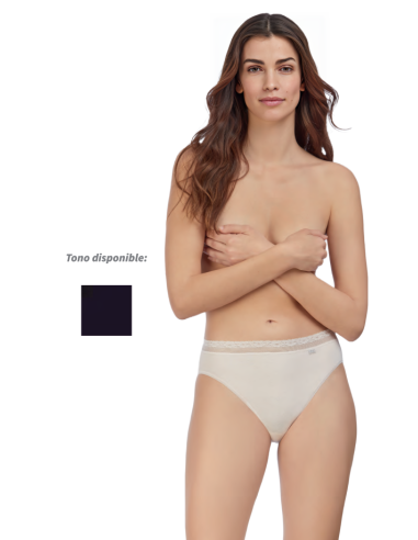 Braga bikini de suave algodón peinado elástico. Silueta.