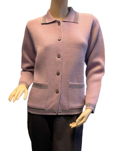 Chaqueta de punto invierno para mujer. Color lila.