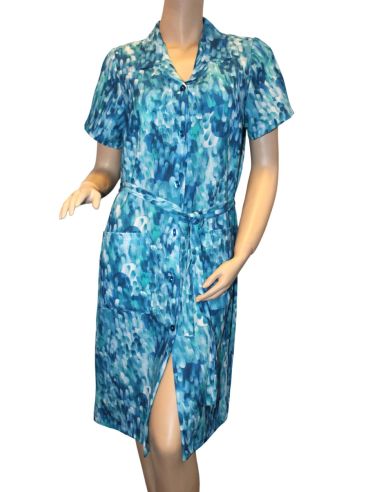 Vestido clásico bambula en manga corta. Frontal