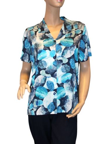 Blusa de señora en manga corta. Detalle frontal.