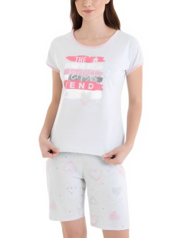 Pijama corto de verano para mujer. Detalle frontal.