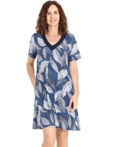 Vestido midi de verano para mujer. Detalle frontal.