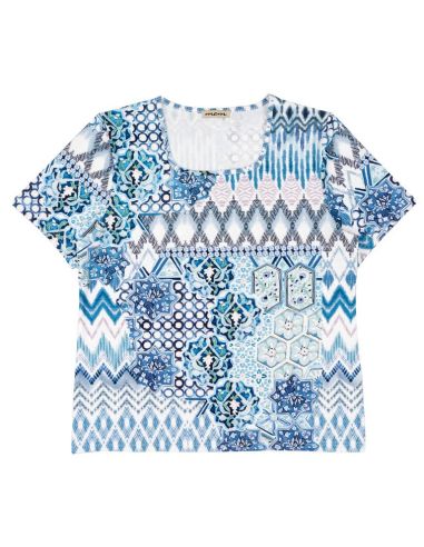 Camiseta de verano para mujer. Detalle frontal.