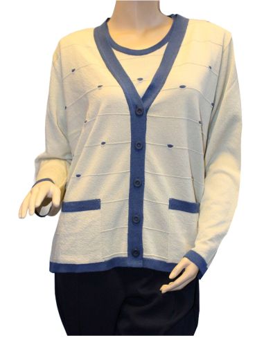Chaqueta de verano para mujer. Detalle frontal.